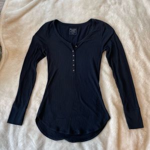 Abercrombie & Fitch, long-sleeve fitted tee, navy. Barely worn.